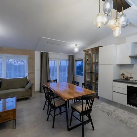 Semesterbostad Family Little Paradise