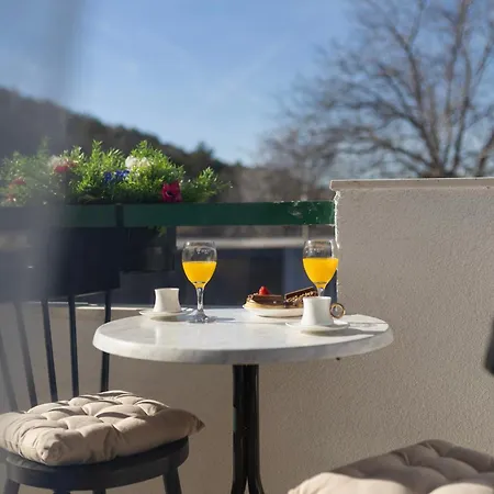 Family Little Paradise *