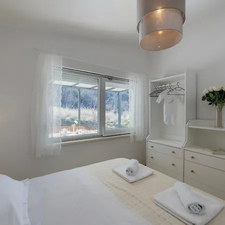 Semesterbostad Family Little Paradise *