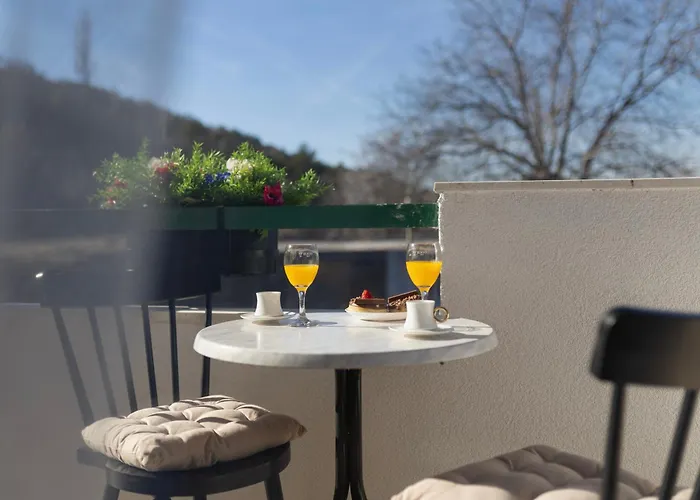 Family Little Paradise *